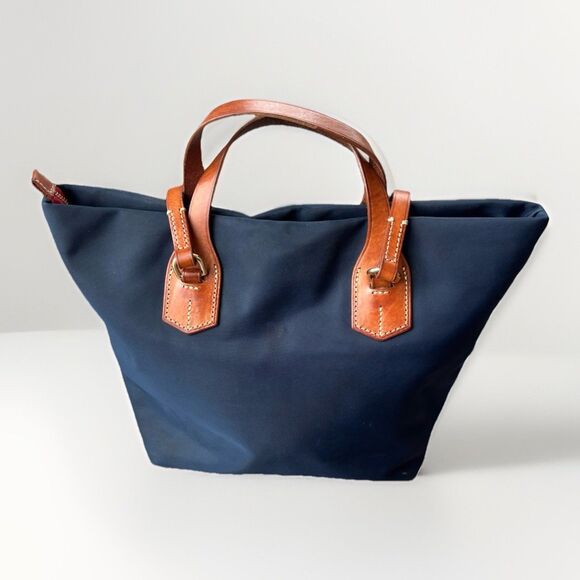 Dooney & Bourke Windham Nylon Tote Bag Navy Crossbody Zip Preppy - Picture 4 of 9